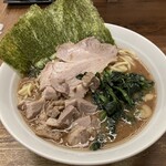 武道家 吉祥寺店 - ラーメン並＋こま切れチャーシュー