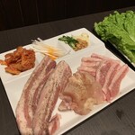 Private rooms Yakiniku Nakama Ya - 