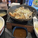 Yoshinoya - 牛焼肉定食