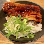 らぁ麺 善治 - 「名物 うなぎ丼」(380円)