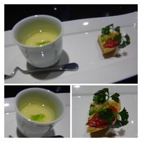 博多みやちく - ◆前菜・・洋風茶わん蒸しとキッシュ。どちらも優しい味わいで美味しい。
                お野菜なども「宮崎県産」の品が多いようです。