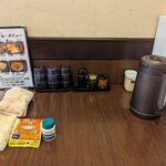 讃岐うどん つる凜 - カウンター席