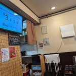 讃岐うどん つる凜 - 店内中央