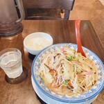 Imarichampon - ちゃんぽん、1,100円。ご飯、無料。