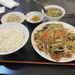 大福館 - レバニラ定食