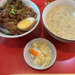 Koumi - 魯肉飯、胡麻鶏麺セット全景