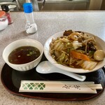 サンロッジ - 中華飯 炒飯皿