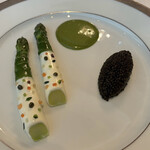Les Amis - Green asparagus with crunchy aromates served alongside sauce Marinière & caviar