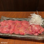 焼肉 賛美 - 牛タンで焼きしゃぶ