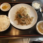 244192624 - 日替わりランチ・スタミナ定食