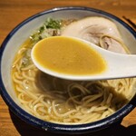 Ame Ha, Yasashiku - 上品な煮干し味噌スープ