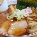 Shirakawa Chuukasoba Aoi - ワンタン麺　９００円