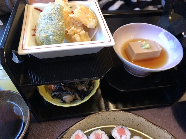 街道の茶屋 きんぱ - 下北（寿司）の写真