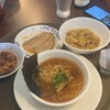 Bamiyan - 半ラーメンチャーシュー増し 半炒飯に唐揚げを