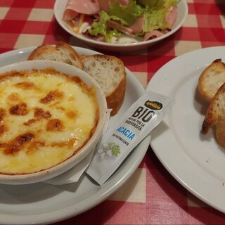 ピザ&スパゲティ CAMINO_1