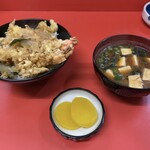 Shinoya - 天ぷら丼、みそ汁