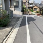 糀カフェ 2539 - 突き当たる少し手前を左へ