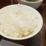 キッチン ブルー グローブ - ご飯大盛りのアップ