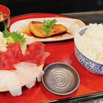 大衆バル やよじ - 