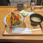 新潟カツ丼 タレカツ - 野菜ヒレかつ丼②