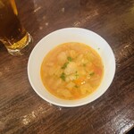 カルボニエラ デル トロ - セットのスープ