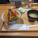 新潟カツ丼 タレカツ - 野菜ヒレかつ丼①