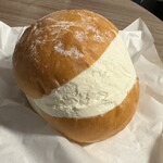 美瑛小麦工房 - 牛乳ぱん