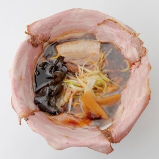 A special Ramen with up to four slices of pork shoulder roast for free