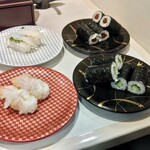 Uobei - つぶ貝　130円　えんがわ　110円　かんぴょう巻　110円　かっぱ巻　110円