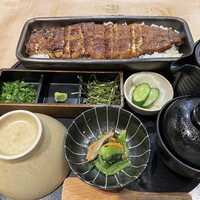 うなぎ四代目菊川 東京駅黒塀横丁店 - 