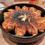 博多鉄なべ 無限餃子 - 