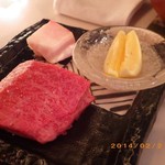 おにく 花柳 - 和牛赤身カイノミステーキ