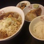 喜多方ラーメン 坂内 - 和風冷やしラーメン 680円　ライス付けちゃってちょ！