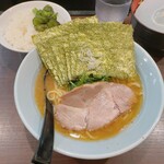 Yokohama Iekei Ramen Samurai - 