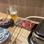 焼肉大衆酒場 真 肉焼屋 - 