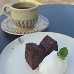 うつわカフェ グルグル - 秋保ブレンド＆ガトーショコラ