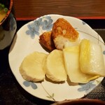 出雲そば やくも - 焼きあげ半漬物