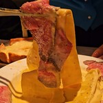 シカゴピザ&ボルケーノパスタ Meat&Cheese Forne - ⚫サーロインもしっかり美味しい！