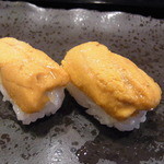 丸萬寿司 - 2014.2)甘みのあるウニ