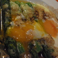 びふてき洋食存じやす - 2014.2)アスパラガスに目玉焼きを合わせていただきました