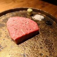 和牛とタン 焼肉 とみ 新橋本店 - 