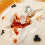 アピシウス - 小粒のムラサキ？かな、の登場