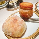 アピシウス - ラッコはシャンピニオン（バゲット）とチャパタ