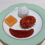 アピシウス - 手前のチョコオレンジピールがウンマイ