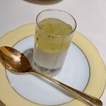 アピシウス - キウイソースです