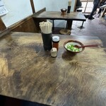 Miyake Udon - テーブルの様子