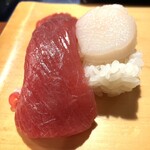 一平寿司 - マグロとホタテ握り
