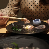 別邸 壽 - 生ハムとストラッチャテッラチーズ 特製黒トリュフパテ添え