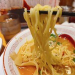 カミナリ飯店 - 麺のアップです。（2024.4 byジプシーくん）