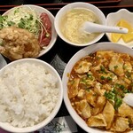 栄成軒 - 麻婆豆腐定食